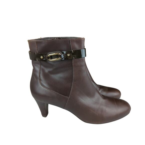 Cole Haan Air Brown Leather Ankle Booties Heeled Boots Women's Size 9.5 B D38746 - Picture 1 of 7